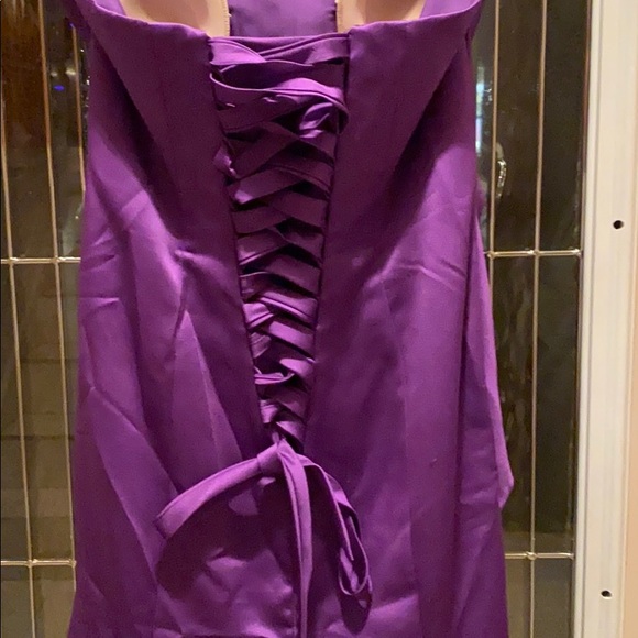 Dress - Picture 3 of 4